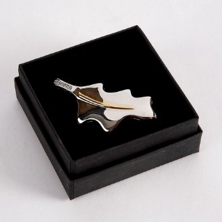 Woodland Trust - Ash keepsake jewellery, brooch