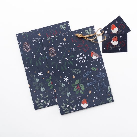 Picture of Woodland Trust gift wrap and tags - robin and mistletoe