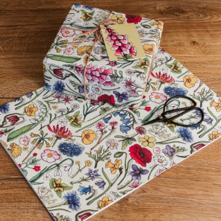 Picture of Woodland Trust gift wrap and tags - wildflowers