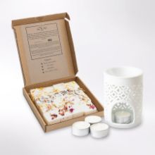 Show details for Burner and flower wax melt gift set Picture of Burner and flower wax melt gift set