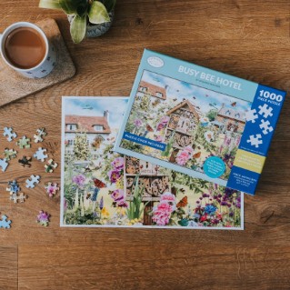 Picture of Busy bee hotel Jigsaw