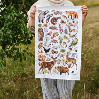 Picture of Woodland wildlife tea towel