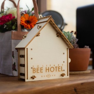 Picture of Beevive DIY bee hotel kit